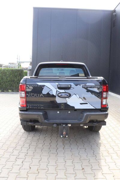 Ford Ranger Raptor - Limuzina: slika Ford Ranger Raptor - Limuzina Ford Ranger Raptor - Limuzina: slika Ford Ranger Raptor - Limuzina