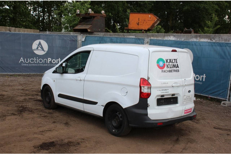 Ford Transit Courier - Furgon: slika Ford Transit Courier - Furgon Ford Transit Courier - Furgon: slika Ford Transit Courier - Furgon