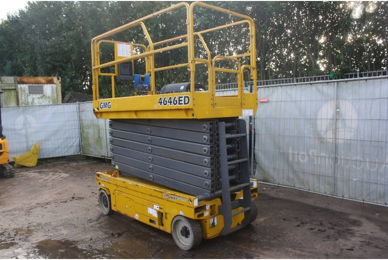 GMG 4646ED - Škarasta podizna platforma: slika GMG 4646ED - Škarasta podizna platforma GMG 4646ED - Škarasta podizna platforma: slika GMG 4646ED - Škarasta podizna platforma