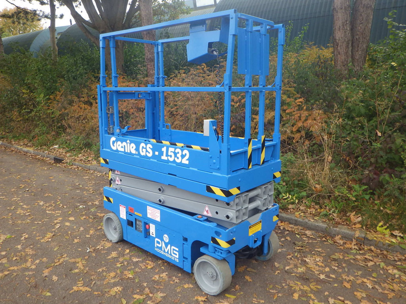 Genie GS-1532 - Škarasta podizna platforma: slika Genie GS-1532 - Škarasta podizna platforma Genie GS-1532 - Škarasta podizna platforma: slika Genie GS-1532 - Škarasta podizna platforma