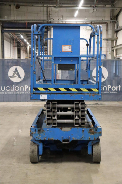 Genie GS-2646 - Škarasta podizna platforma: slika Genie GS-2646 - Škarasta podizna platforma Genie GS-2646 - Škarasta podizna platforma: slika Genie GS-2646 - Škarasta podizna platforma