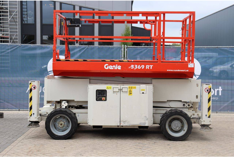 Genie GS3369 RT - Škarasta podizna platforma: slika Genie GS3369 RT - Škarasta podizna platforma Genie GS3369 RT - Škarasta podizna platforma: slika Genie GS3369 RT - Škarasta podizna platforma