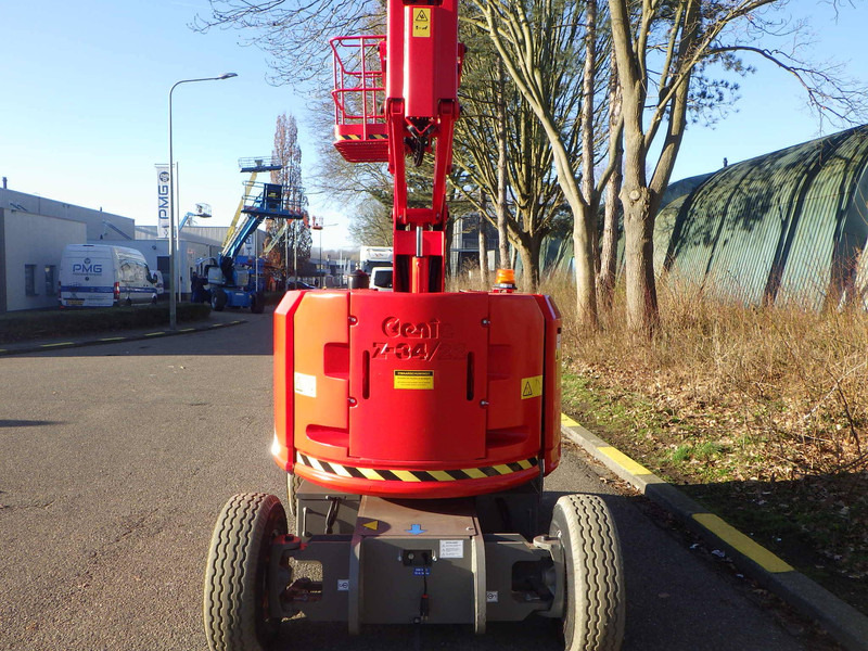 Genie Z-34/22BE - Teleskopski krak: slika Genie Z-34/22BE - Teleskopski krak Genie Z-34/22BE - Teleskopski krak: slika Genie Z-34/22BE - Teleskopski krak