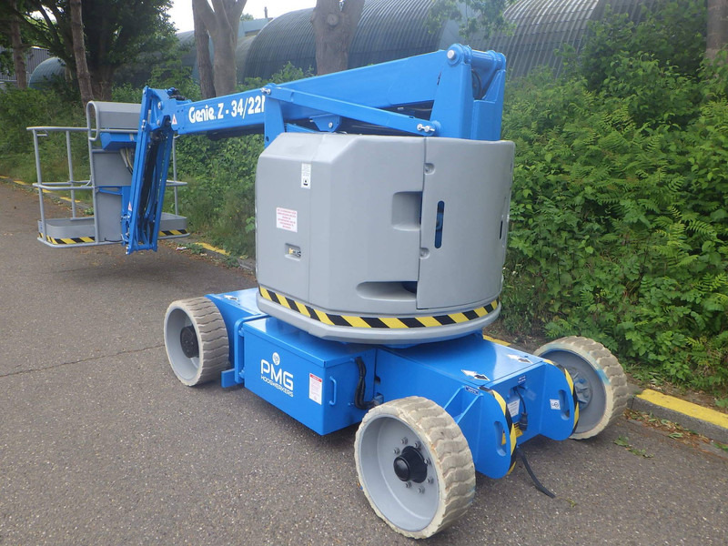 Genie Z-34/22N - Zglobni krak: slika Genie Z-34/22N - Zglobni krak Genie Z-34/22N - Zglobni krak: slika Genie Z-34/22N - Zglobni krak