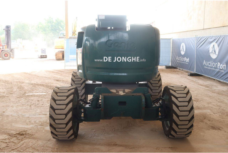 Genie Z-45/25 - Zglobni krak: slika Genie Z-45/25 - Zglobni krak Genie Z-45/25 - Zglobni krak: slika Genie Z-45/25 - Zglobni krak