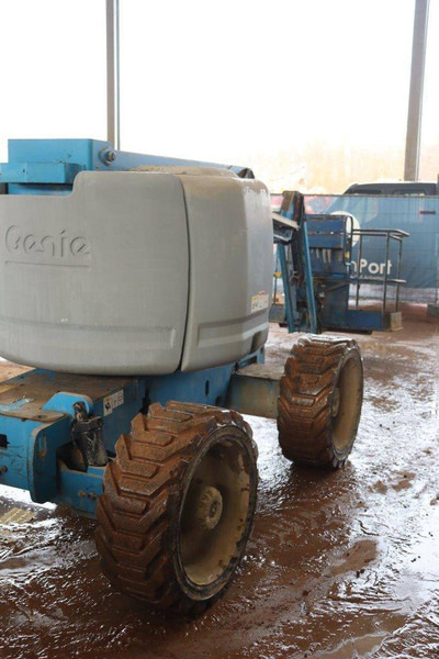 Genie Z-45/25 - Zglobni krak: slika Genie Z-45/25 - Zglobni krak Genie Z-45/25 - Zglobni krak: slika Genie Z-45/25 - Zglobni krak