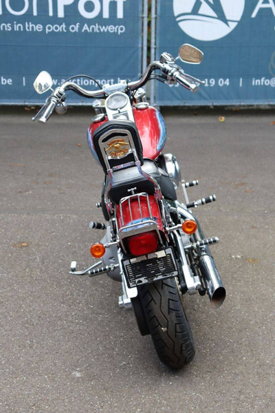 Harley-Davidson Deuce Softail - Motocikl: slika Harley-Davidson Deuce Softail - Motocikl Harley-Davidson Deuce Softail - Motocikl: slika Harley-Davidson Deuce Softail - Motocikl