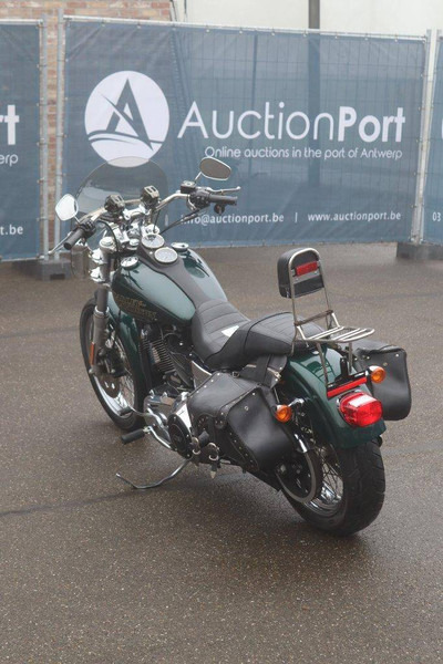 Harley-Davidson Dyna Street Bob - Motocikl: slika Harley-Davidson Dyna Street Bob - Motocikl Harley-Davidson Dyna Street Bob - Motocikl: slika Harley-Davidson Dyna Street Bob - Motocikl