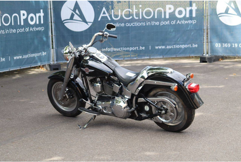 Harley-Davidson Fat Boy - Motocikl: slika Harley-Davidson Fat Boy - Motocikl Harley-Davidson Fat Boy - Motocikl: slika Harley-Davidson Fat Boy - Motocikl