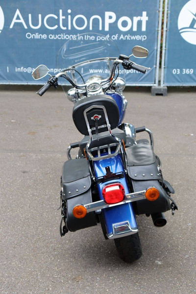 Harley-Davidson Heritage Softail Classic - Motocikl: slika Harley-Davidson Heritage Softail Classic - Motocikl Harley-Davidson Heritage Softail Classic - Motocikl: slika Harley-Davidson Heritage Softail Classic - Motocikl