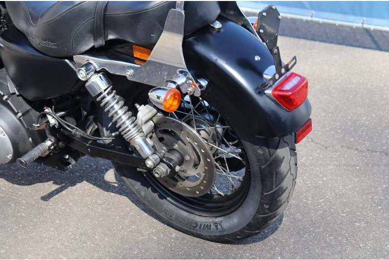 Motocikl Harley-Davidson SPORTSTER XL1200 CUSTOM: slika Motocikl Harley-Davidson SPORTSTER XL1200 CUSTOM