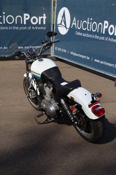 Harley-Davidson SPORTSTER XL883 SUPER LOW - Motocikl: slika Harley-Davidson SPORTSTER XL883 SUPER LOW - Motocikl Harley-Davidson SPORTSTER XL883 SUPER LOW - Motocikl: slika Harley-Davidson SPORTSTER XL883 SUPER LOW - Motocikl