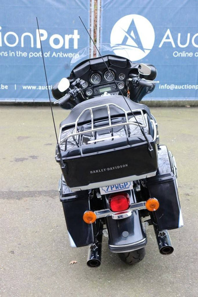 Harley-Davidson Ultra Classic - Motocikl: slika Harley-Davidson Ultra Classic - Motocikl Harley-Davidson Ultra Classic - Motocikl: slika Harley-Davidson Ultra Classic - Motocikl