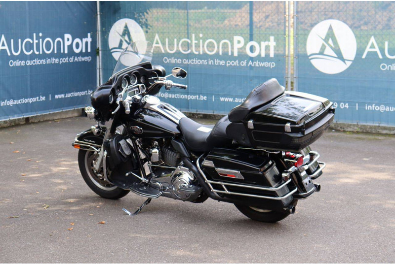 Harley-Davidson Ultra Classic - Motocikl: slika Harley-Davidson Ultra Classic - Motocikl Harley-Davidson Ultra Classic - Motocikl: slika Harley-Davidson Ultra Classic - Motocikl