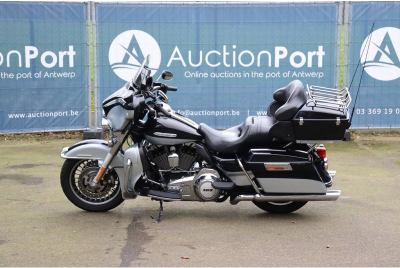 Harley-Davidson Ultra Classic - Motocikl: slika Harley-Davidson Ultra Classic - Motocikl Harley-Davidson Ultra Classic - Motocikl: slika Harley-Davidson Ultra Classic - Motocikl