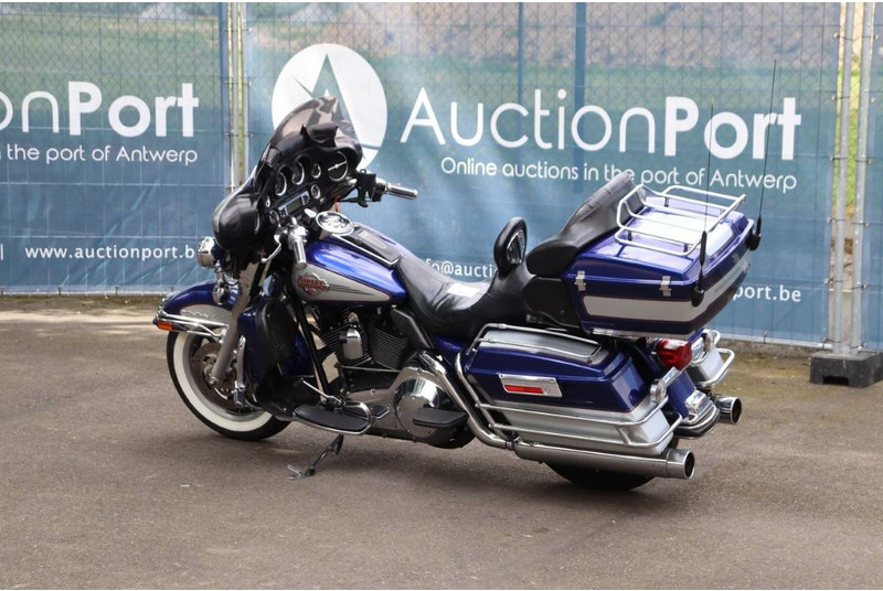 Harley-Davidson Ultra Classic - Motocikl: slika Harley-Davidson Ultra Classic - Motocikl Harley-Davidson Ultra Classic - Motocikl: slika Harley-Davidson Ultra Classic - Motocikl