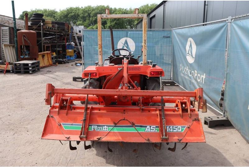 Hinomoto N239 - Traktor: slika Hinomoto N239 - Traktor Hinomoto N239 - Traktor: slika Hinomoto N239 - Traktor