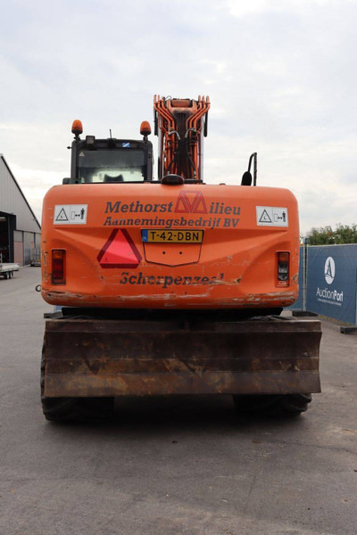 Hitachi ZX170W-3 - Bager na kotačima: slika Hitachi ZX170W-3 - Bager na kotačima Hitachi ZX170W-3 - Bager na kotačima: slika Hitachi ZX170W-3 - Bager na kotačima