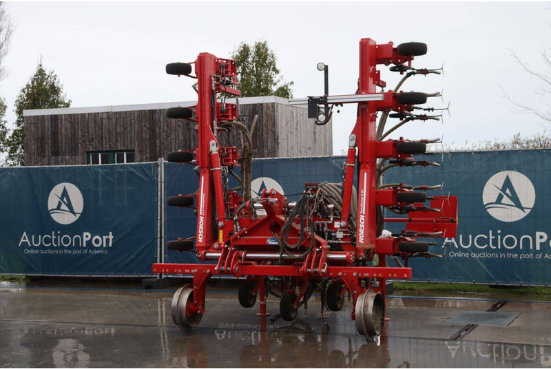 Horsch Transformer 6 VF - Oprema za sijanje: slika Horsch Transformer 6 VF - Oprema za sijanje Horsch Transformer 6 VF - Oprema za sijanje: slika Horsch Transformer 6 VF - Oprema za sijanje