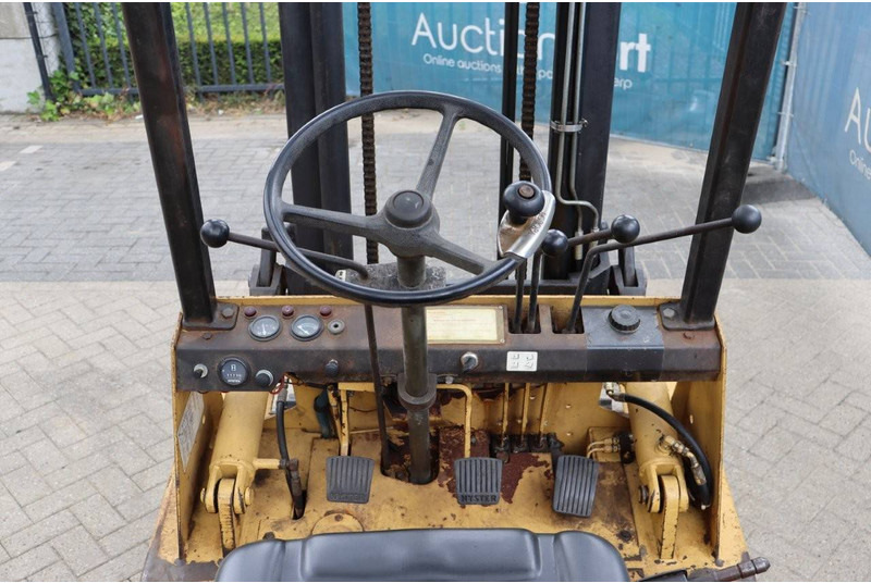 Diesel viličar Hyster H2.50XL: slika Diesel viličar Hyster H2.50XL
