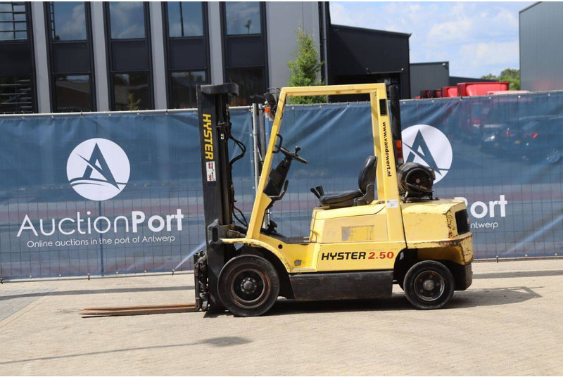 Hyster H2.50XM - Plinski viličar: slika Hyster H2.50XM - Plinski viličar Hyster H2.50XM - Plinski viličar: slika Hyster H2.50XM - Plinski viličar