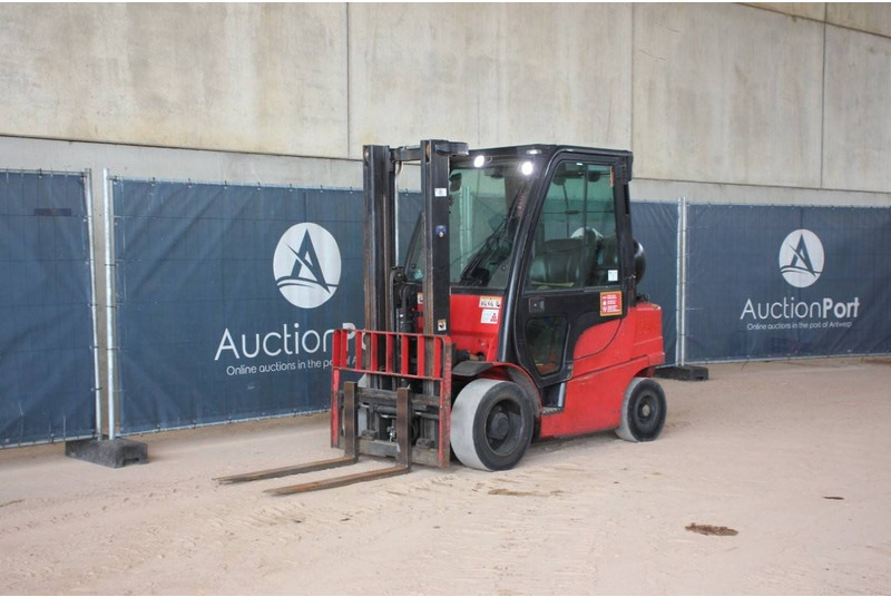 Plinski viličar Hyster H2.5FT: slika Plinski viličar Hyster H2.5FT