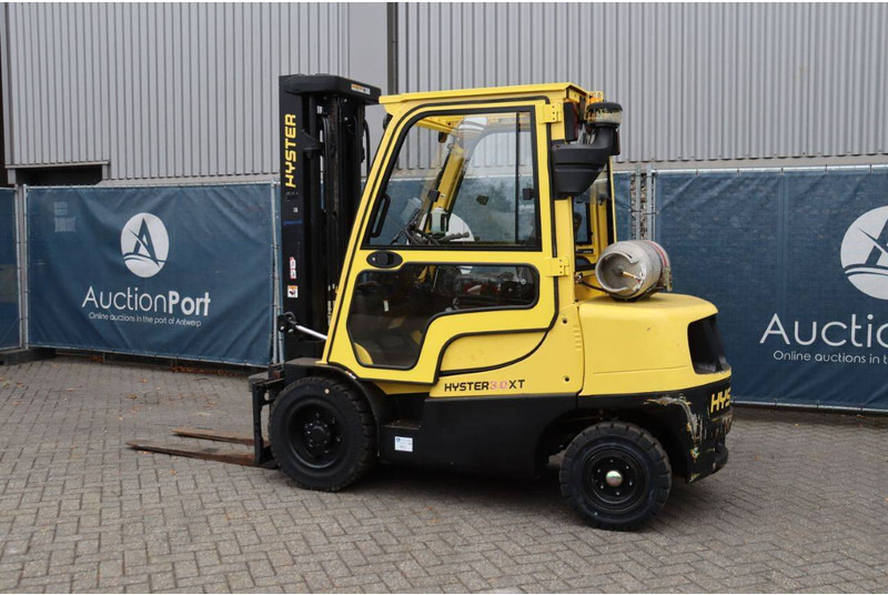 Hyster H3.0XT - Plinski viličar: slika Hyster H3.0XT - Plinski viličar Hyster H3.0XT - Plinski viličar: slika Hyster H3.0XT - Plinski viličar