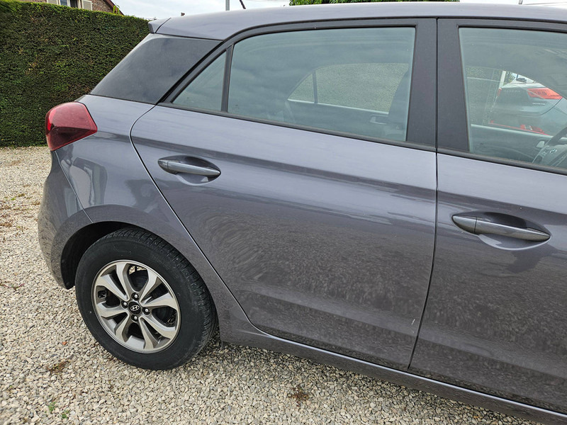 Limuzina Hyundai i20 1.2: slika Limuzina Hyundai i20 1.2 Limuzina Hyundai i20 1.2: slika Limuzina Hyundai i20 1.2