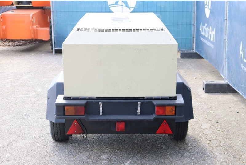 Ingersoll Rand TYPER1074E731E - Zračni kompresor: slika Ingersoll Rand TYPER1074E731E - Zračni kompresor Ingersoll Rand TYPER1074E731E - Zračni kompresor: slika Ingersoll Rand TYPER1074E731E - Zračni kompresor