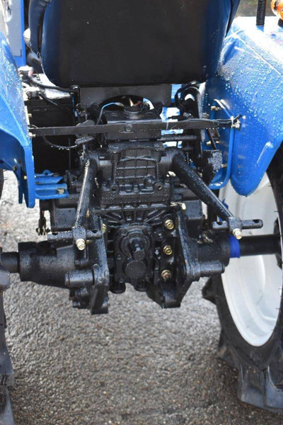Traktor Iseki TU1500F: slika Traktor Iseki TU1500F