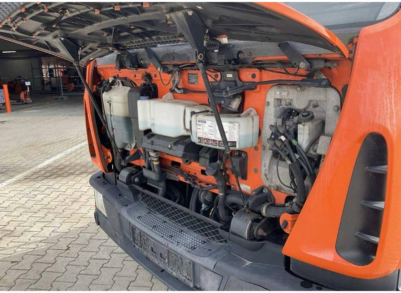 Iveco Eurocargo or Daily series - Kamion s otvorenim sandukom: slika Iveco Eurocargo or Daily series - Kamion s otvorenim sandukom Iveco Eurocargo or Daily series - Kamion s otvorenim sandukom: slika Iveco Eurocargo or Daily series - Kamion s otvorenim sandukom