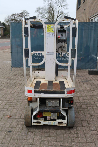 JLG 1230ES - Podizna platforma: slika JLG 1230ES - Podizna platforma JLG 1230ES - Podizna platforma: slika JLG 1230ES - Podizna platforma