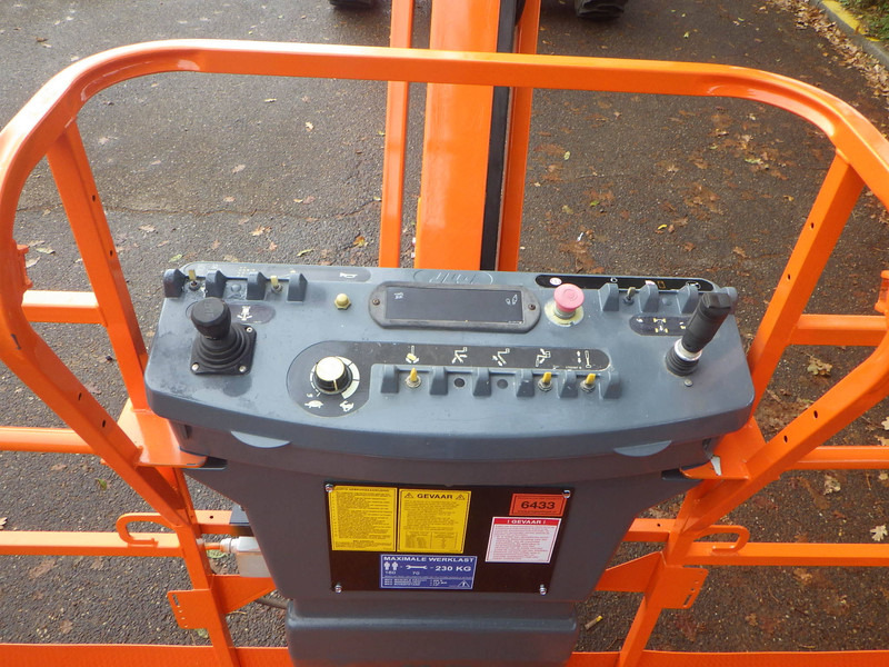 JLG 660SJ - Teleskopski krak: slika JLG 660SJ - Teleskopski krak JLG 660SJ - Teleskopski krak: slika JLG 660SJ - Teleskopski krak