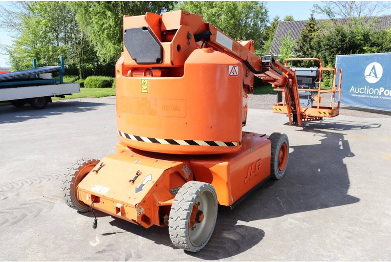 JLG E400AJPN - Zglobni krak: slika JLG E400AJPN - Zglobni krak JLG E400AJPN - Zglobni krak: slika JLG E400AJPN - Zglobni krak