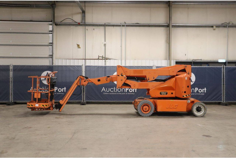 JLG E400AJPN - Zglobni krak: slika JLG E400AJPN - Zglobni krak JLG E400AJPN - Zglobni krak: slika JLG E400AJPN - Zglobni krak