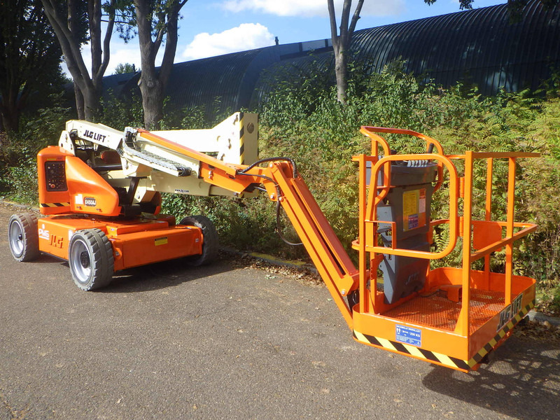 JLG E450AJ - Zglobni krak: slika JLG E450AJ - Zglobni krak JLG E450AJ - Zglobni krak: slika JLG E450AJ - Zglobni krak