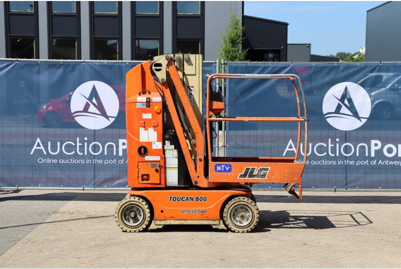 JLG Toucan 800 A - Teleskopski krak: slika JLG Toucan 800 A - Teleskopski krak JLG Toucan 800 A - Teleskopski krak: slika JLG Toucan 800 A - Teleskopski krak