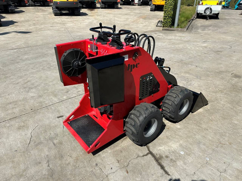 JPC HT320 - Utovarivač na kotačima: slika JPC HT320 - Utovarivač na kotačima JPC HT320 - Utovarivač na kotačima: slika JPC HT320 - Utovarivač na kotačima