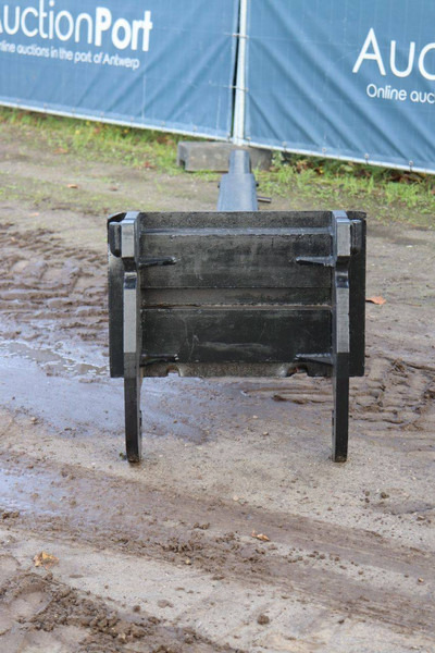 Jip CW30 - Krak: slika Jip CW30 - Krak Jip CW30 - Krak: slika Jip CW30 - Krak