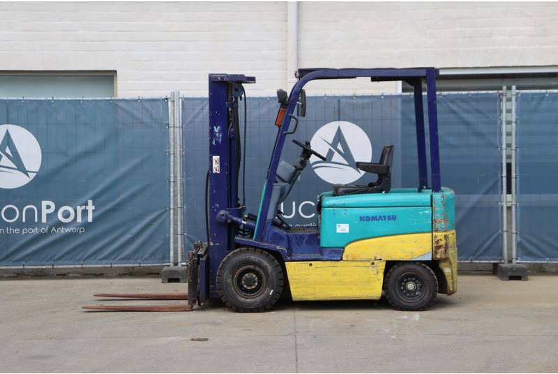 Komatsu FB25EX-8 - Električni viličar: slika Komatsu FB25EX-8 - Električni viličar Komatsu FB25EX-8 - Električni viličar: slika Komatsu FB25EX-8 - Električni viličar