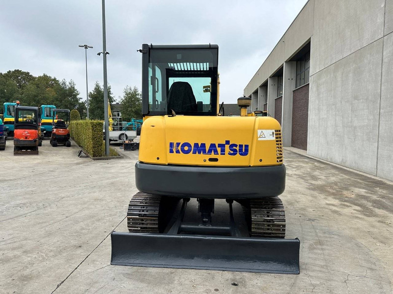 Komatsu PC56-7 - Bager gusjeničar: slika Komatsu PC56-7 - Bager gusjeničar Komatsu PC56-7 - Bager gusjeničar: slika Komatsu PC56-7 - Bager gusjeničar