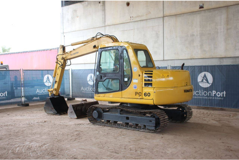 Komatsu PC60-7 - Bager gusjeničar: slika Komatsu PC60-7 - Bager gusjeničar Komatsu PC60-7 - Bager gusjeničar: slika Komatsu PC60-7 - Bager gusjeničar