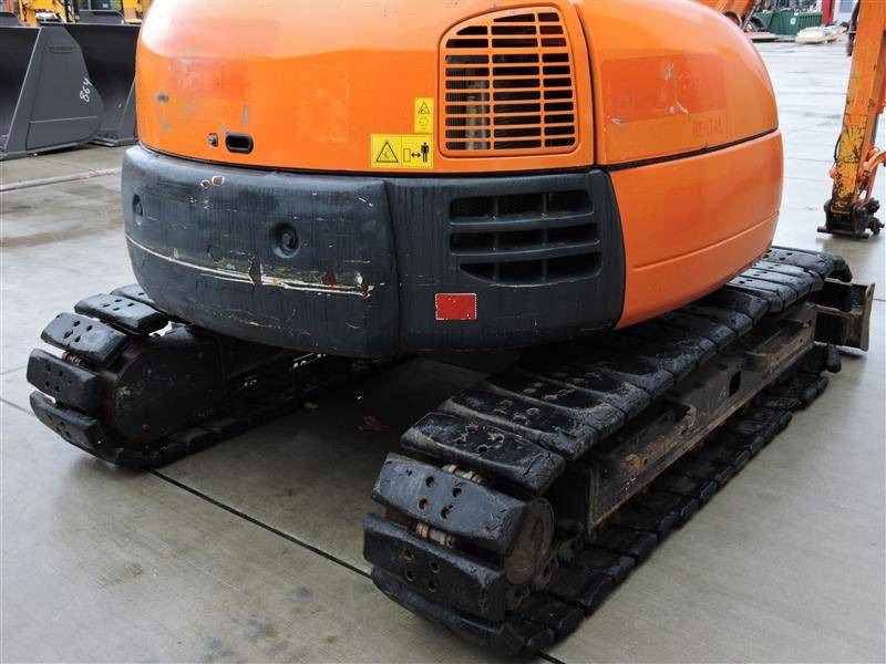 Bager gusjeničar Komatsu PC80: slika Bager gusjeničar Komatsu PC80 Bager gusjeničar Komatsu PC80: slika Bager gusjeničar Komatsu PC80