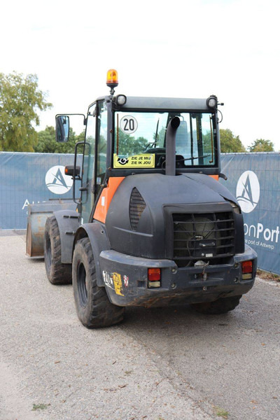 Komatsu WA70-7 - Utovarivač na kotačima: slika Komatsu WA70-7 - Utovarivač na kotačima Komatsu WA70-7 - Utovarivač na kotačima: slika Komatsu WA70-7 - Utovarivač na kotačima