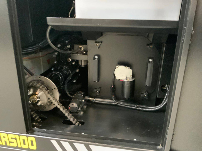 Kremer KRS100 - Cestovna čistilica: slika Kremer KRS100 - Cestovna čistilica Kremer KRS100 - Cestovna čistilica: slika Kremer KRS100 - Cestovna čistilica