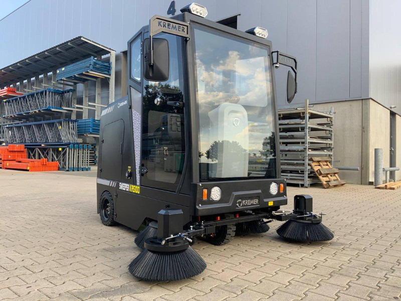 Kremer KRS100 - Cestovna čistilica: slika Kremer KRS100 - Cestovna čistilica Kremer KRS100 - Cestovna čistilica: slika Kremer KRS100 - Cestovna čistilica