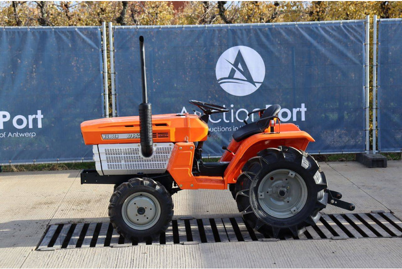 Kubota B1400DT - Traktor: slika Kubota B1400DT - Traktor Kubota B1400DT - Traktor: slika Kubota B1400DT - Traktor