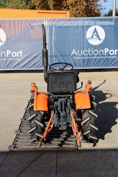 Kubota B5000 - Traktor: slika Kubota B5000 - Traktor Kubota B5000 - Traktor: slika Kubota B5000 - Traktor