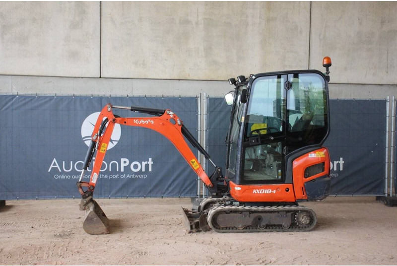 Kubota KX018-4 - Mini bager: slika Kubota KX018-4 - Mini bager Kubota KX018-4 - Mini bager: slika Kubota KX018-4 - Mini bager