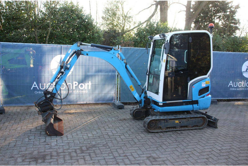 Kubota KX019-4 - Mini bager: slika Kubota KX019-4 - Mini bager Kubota KX019-4 - Mini bager: slika Kubota KX019-4 - Mini bager